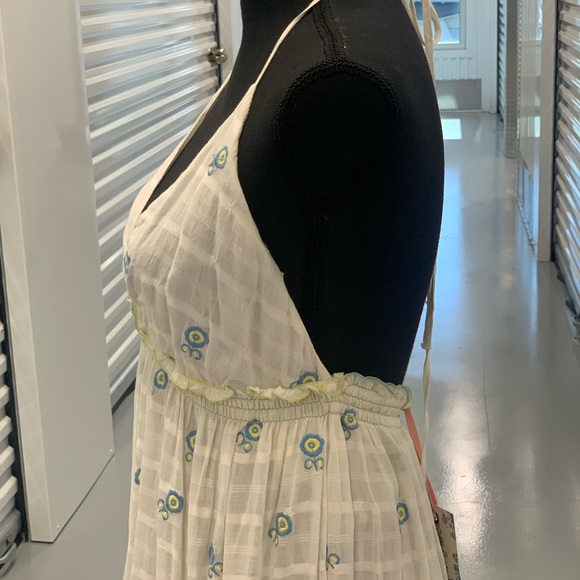 Chelsea And Violet Sun Dress - Picture 9 of 11